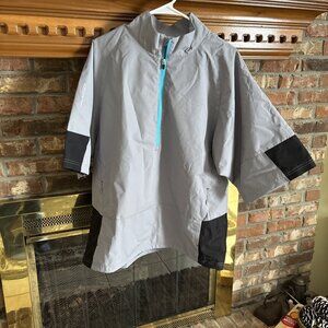 Page & Tuttle. Gray And Black Short Sleeve Golf Windbreaker Size Large